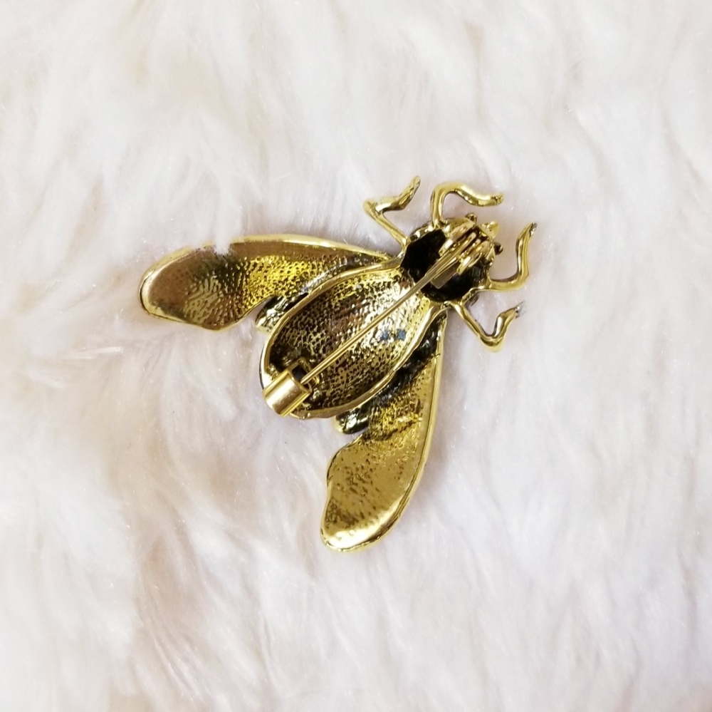 NEW 18K Gold Rhinestone Cicada Brooch - Picture 15 of 15